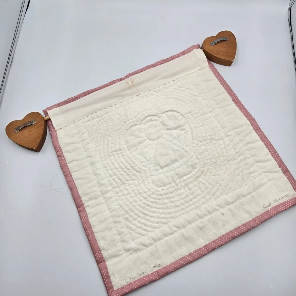 Vtg 92 Handmade Quilt Square Hanging Wood Heart Wall Mount Cottagecore‎ Granny